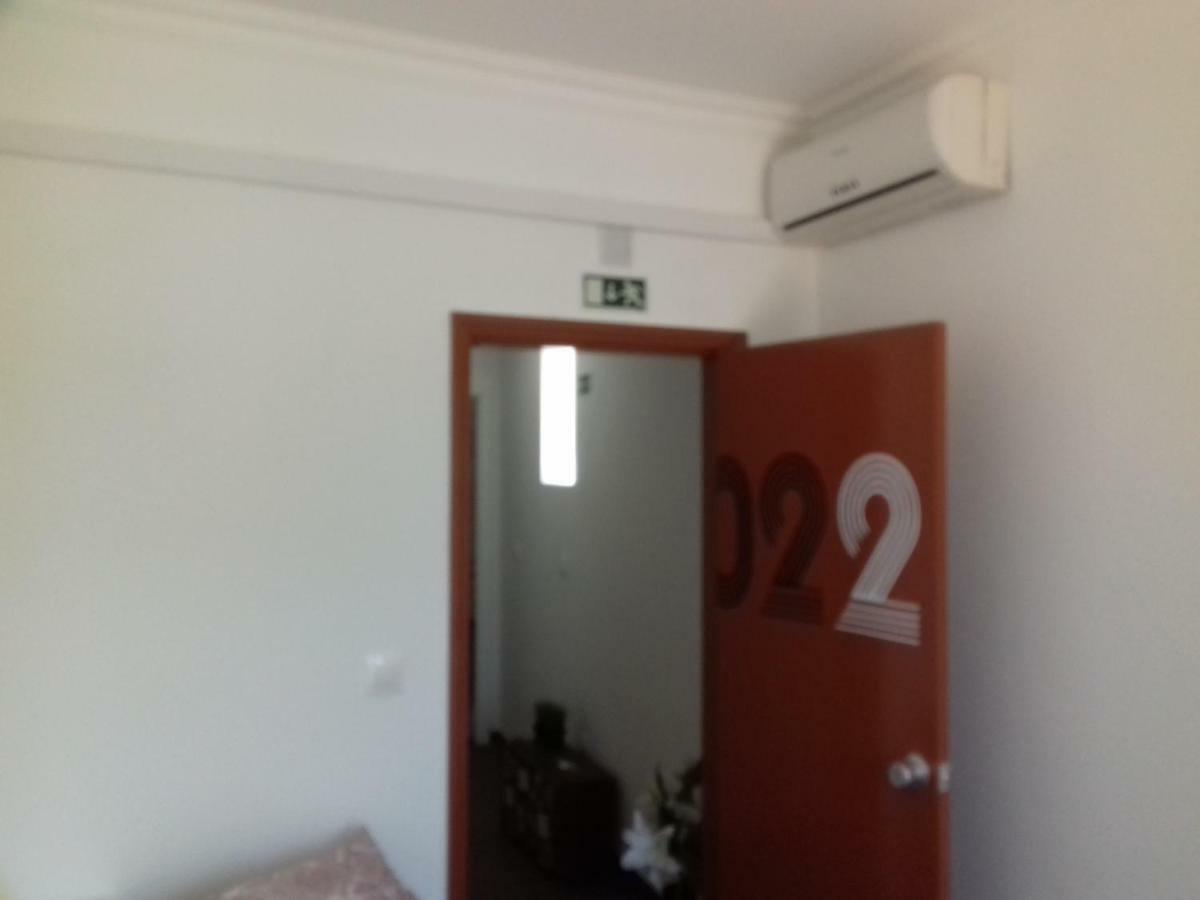 Constância Hostel 18 מראה חיצוני תמונה