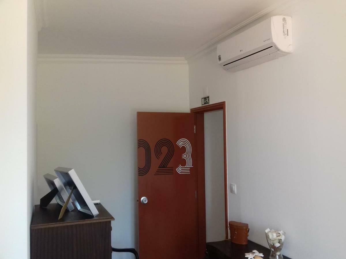 Constância Hostel 18 מראה חיצוני תמונה
